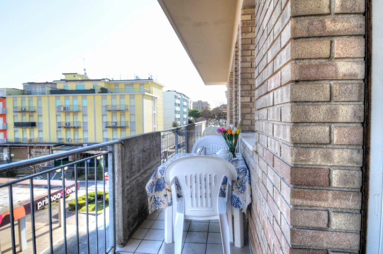 Condominio Res. Palace Bibione Exteriér fotografie