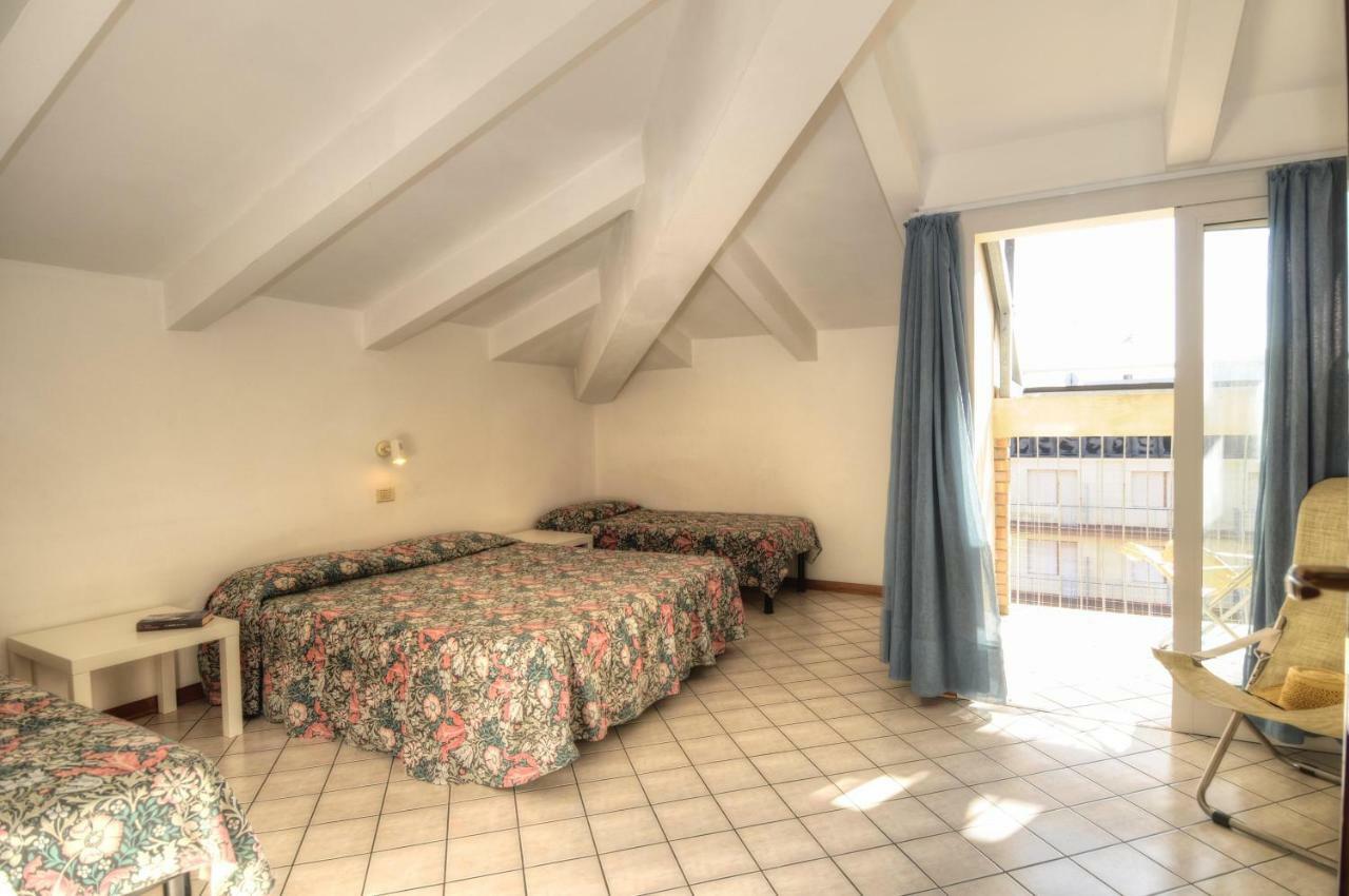 Condominio Res. Palace Bibione Exteriér fotografie